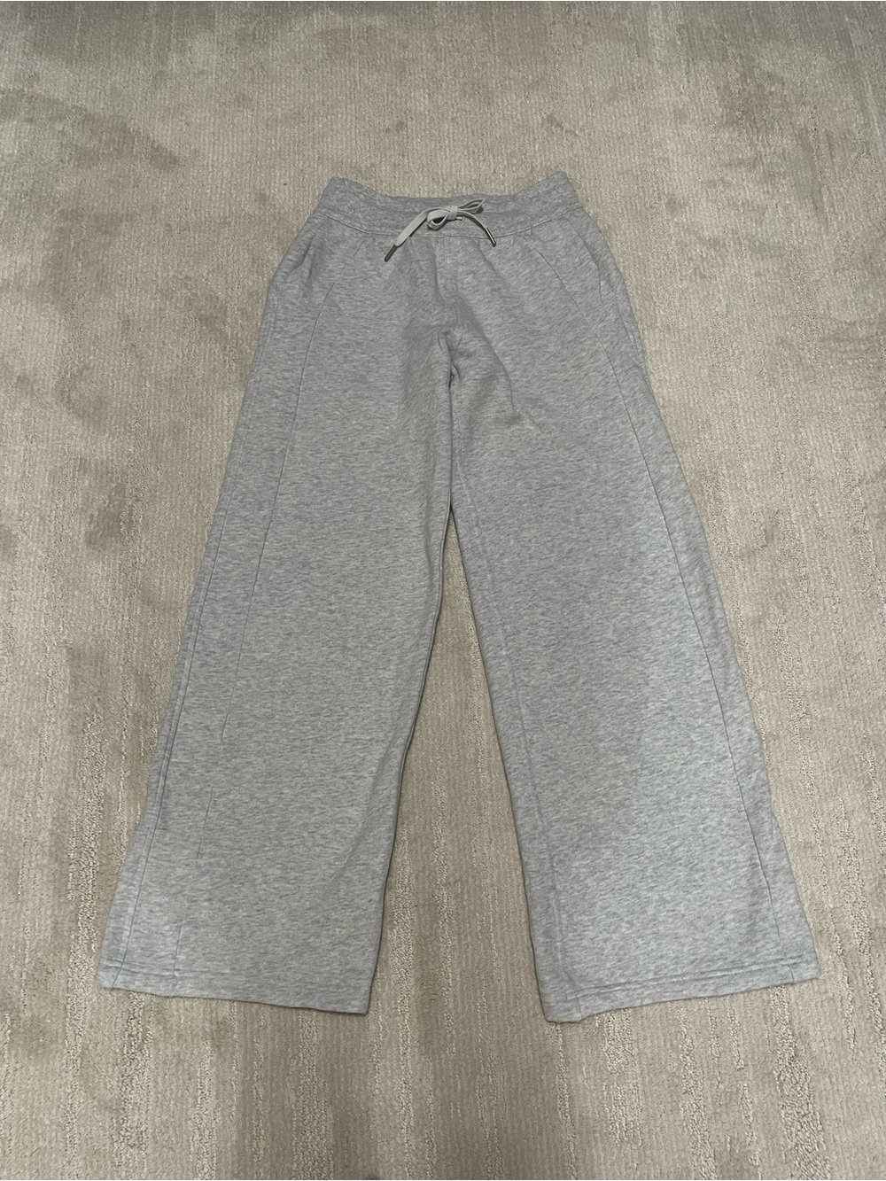 Lululemon Scuba Mid-Rise Wide Leg Pants XS Heathered Grey